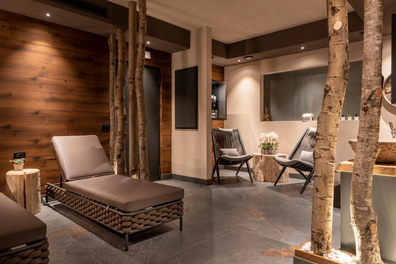X Alp Hotel Pozza di Fassa Esterno foto