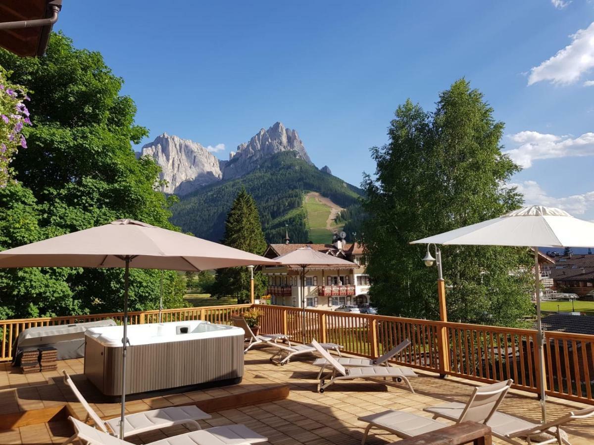 X Alp Hotel Pozza di Fassa Esterno foto
