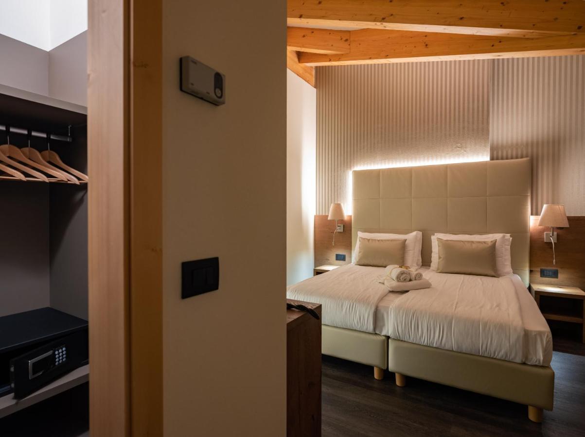 X Alp Hotel Pozza di Fassa Esterno foto