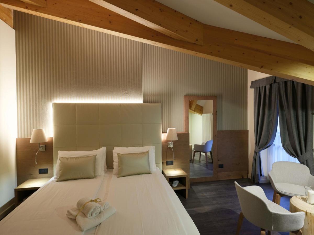 X Alp Hotel Pozza di Fassa Esterno foto